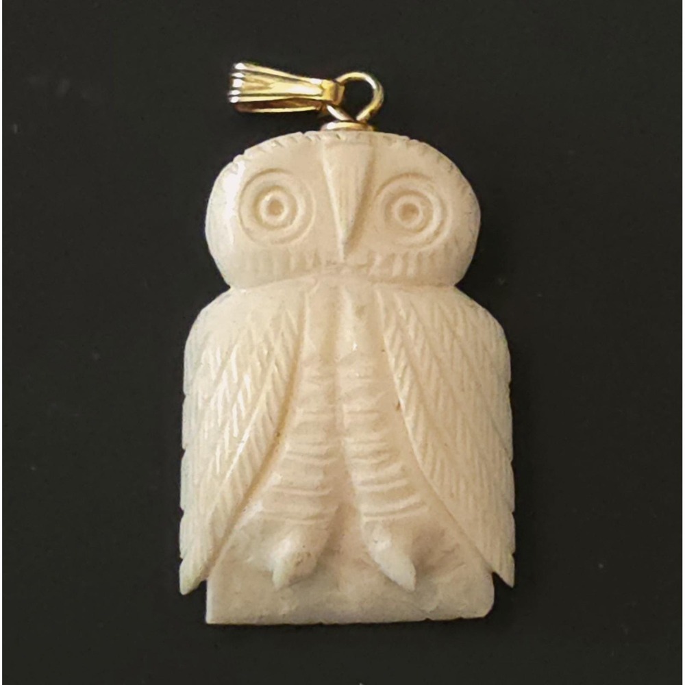 Vintage Hand Carved Detailed  White Owl Pendant Charm Wise Owl